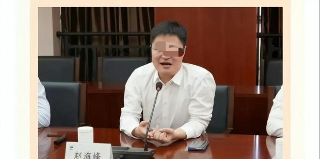实力派不惧风雨!东北超级足球联赛上歌手孙悦冒雨演唱获好评
