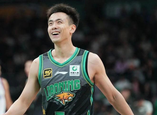 正式离队!深圳2进2出,名宿之子加盟,保留2位核心外援,换帅引发争议大