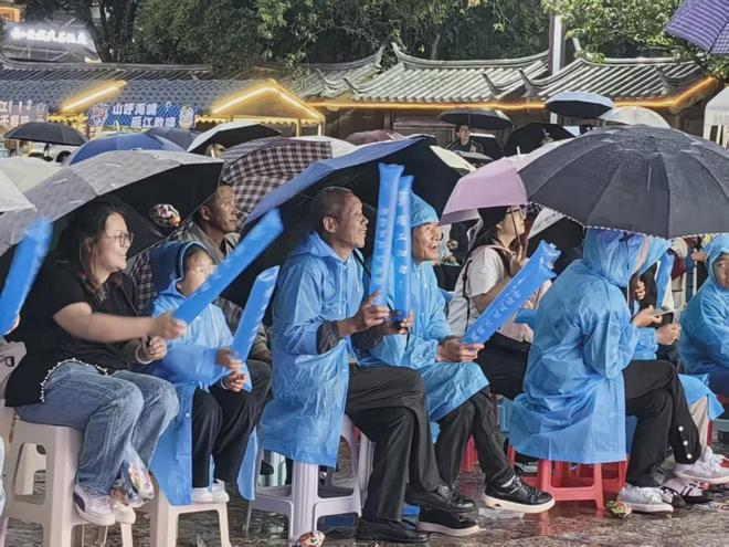 跨越27年的接力!这三位球员,实现了球员工资,从1亿到3亿的变迁