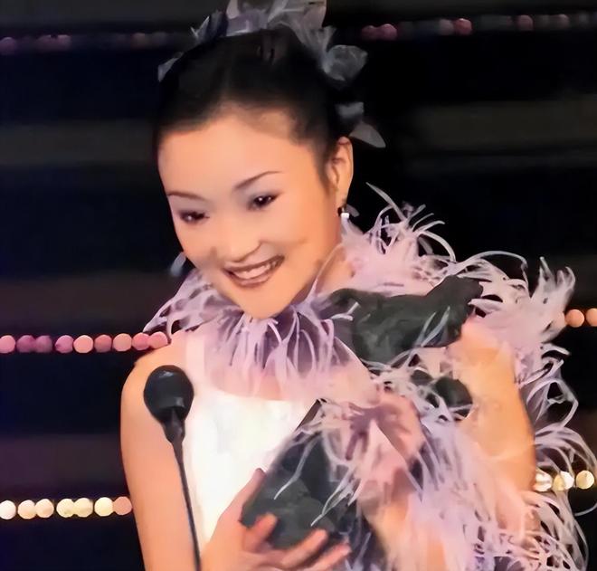 客场折戟,下半赛季更要拼到底!