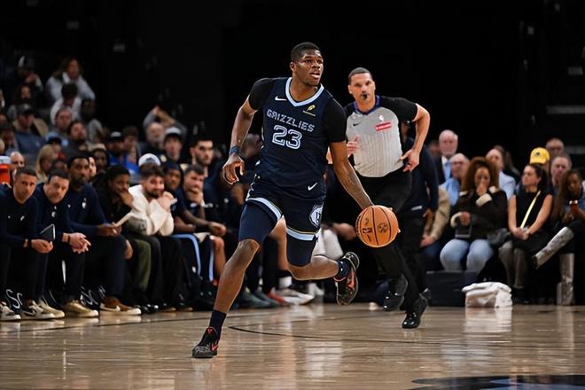 爆了!布朗直播口无遮拦,直言NBA没有爱,拉甲亢哥招募勒布朗
