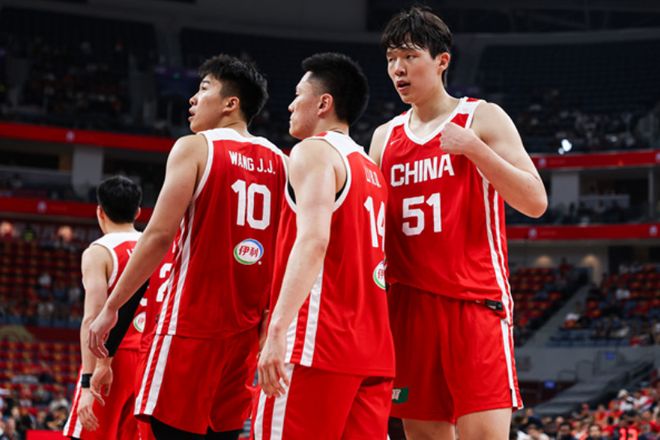 卡布19分尼科尔16分 马刺大胜尼克斯送对手连败