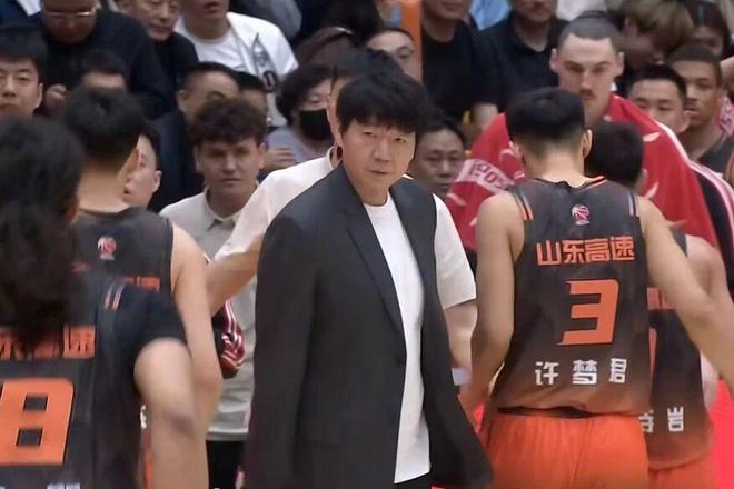8场0球0助!曼联太子爷坑惨卡里克:连场闹笑话 全场0射正评分5.7