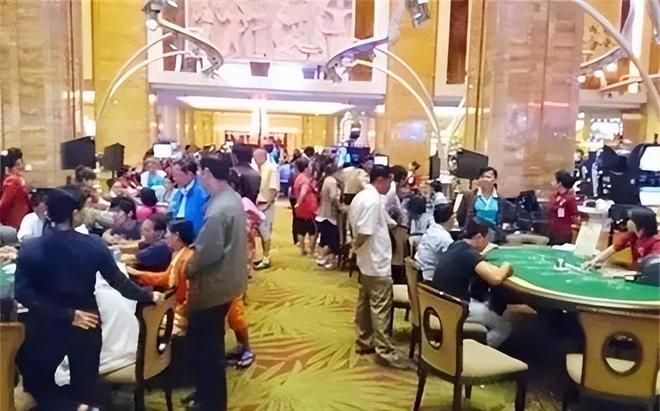 体坛:唐田更像manager;他跟随多位名帅,有进的足球理念