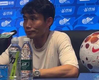 演戏?比利时内讧连对手都过来劝架 19分钟后联手绝平+拉架者痛哭