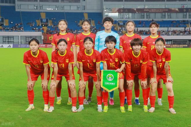 飞翼官宣:中锋李月汝接受资质报价 新赛季重返球队征战WNBA