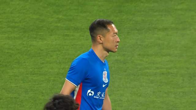 英超:伊萨克破门新援处子球 利物浦2