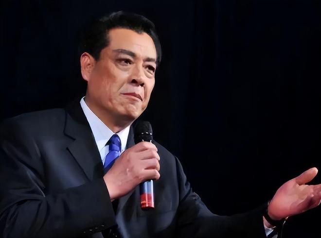 “长得不好看,真考不上!”老师劝退视频火了,说得已经很委婉了