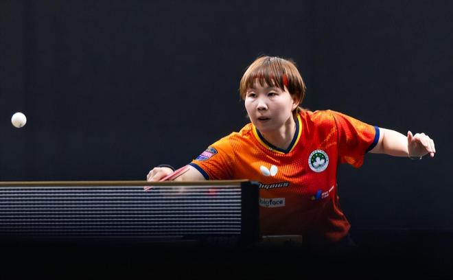 “退休天后”老王，一露脸又遥遥领先了