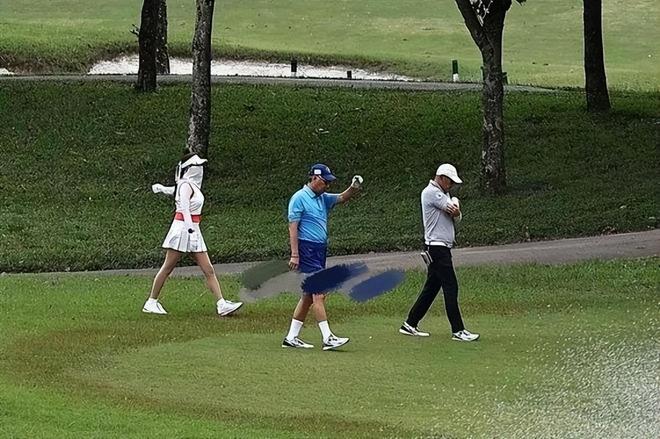 他是许家印的哥哥，靠恒大＂寄生式＂赚的盆满钵满，现也成了老赖