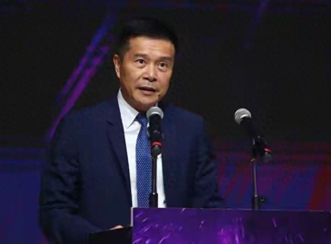 亚运会选手村升旗仪式上,台湾地区体育部门负责人当场被拦在门外
