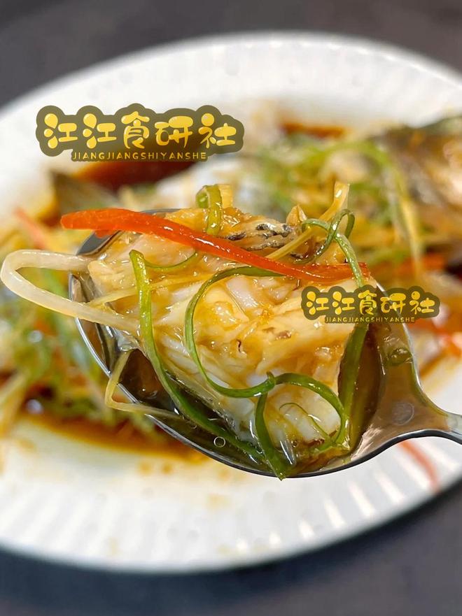颜卓彬:海牛的训练基地虽小但应有尽有,比港超的球会要好