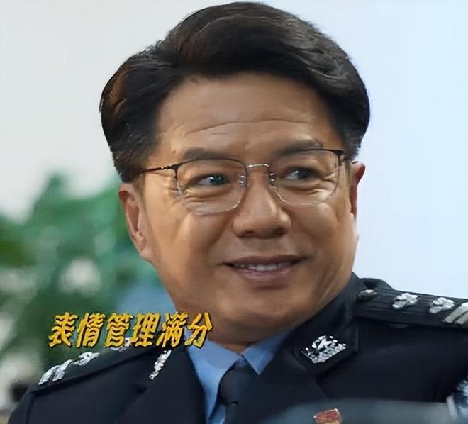 最清醒两位上将:一个归隐南京不顾不问,一个身居京城从不参会